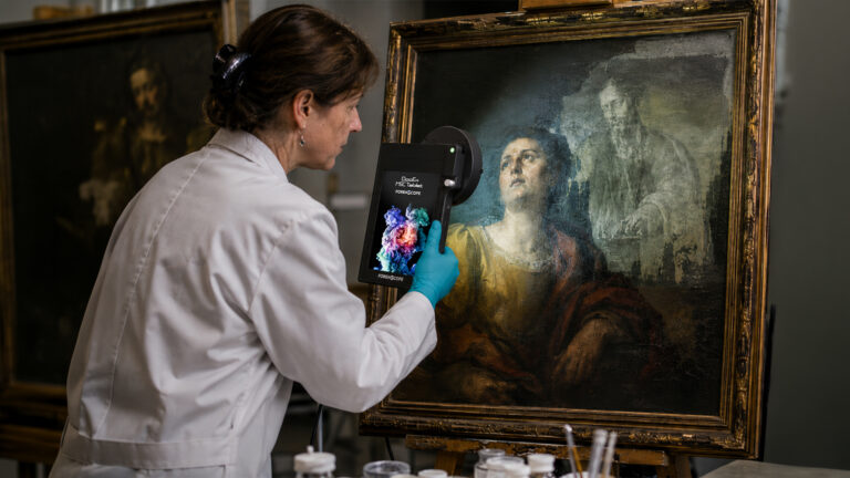 ForenScope Art Examination